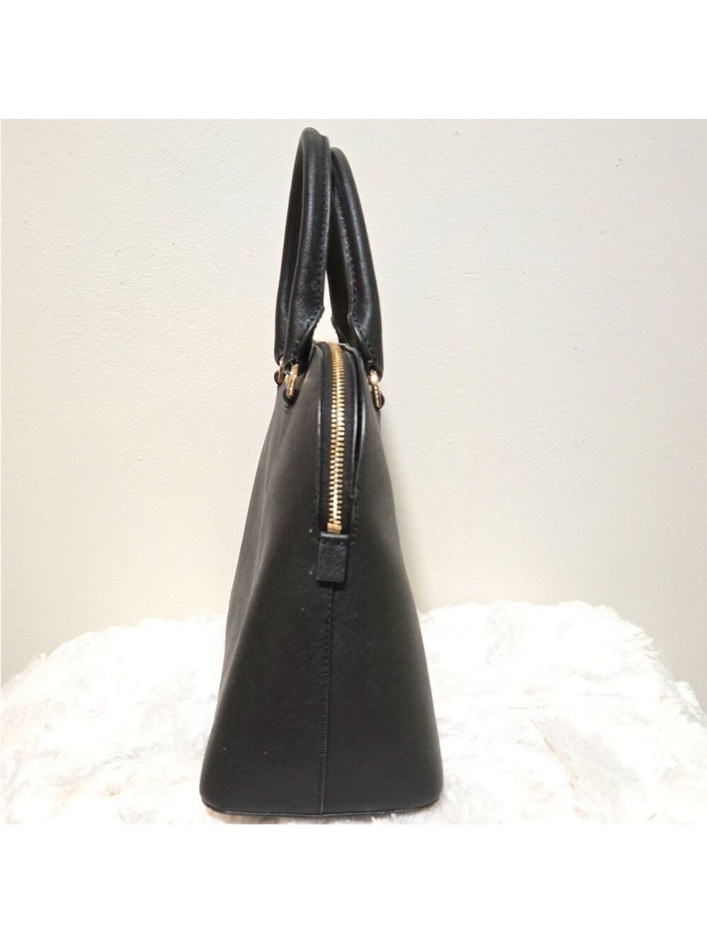 Michael Kors Cindy Large Black Leather Dome Satchel Bag - Like New - Picture 5 of 12